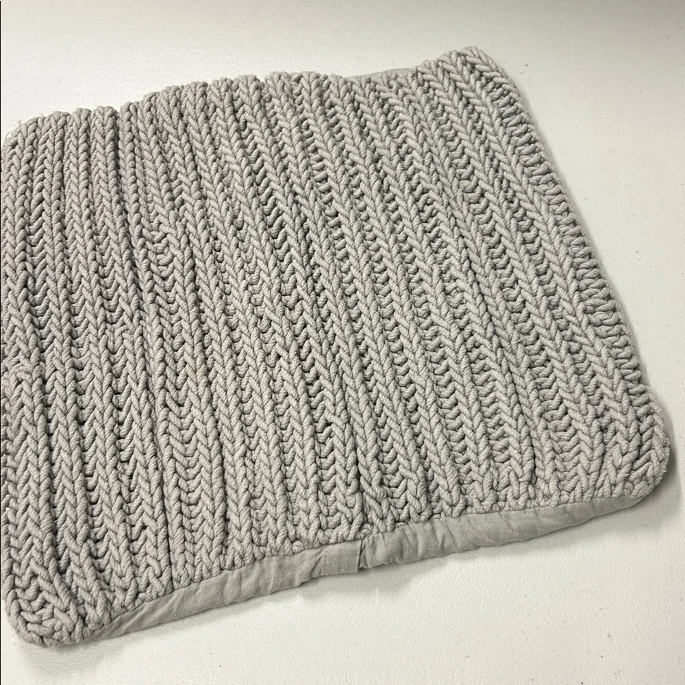 West Elm Chunky Knit Pillow Cover 20x20 Gray